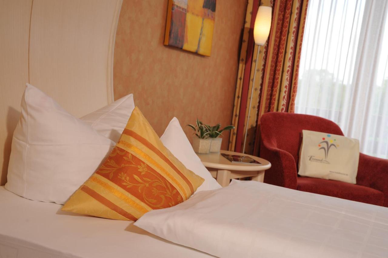 Hotel Freund - Privathotels Dr Lohbeck Oberorke ภายนอก รูปภาพ